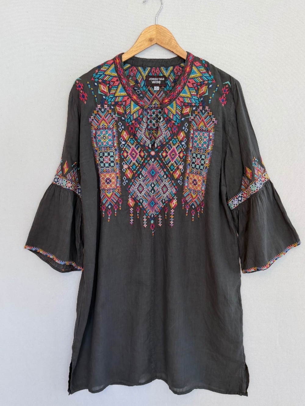 JOHNNY WAS WORKSHOP Women’s XL Charcoal Gray Embroidered Long Sleeve Shift Dress